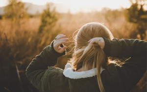 如何保住你可憐的發(fā)量？Cell子刊揭示毛發(fā)再生潛能新機(jī)制！